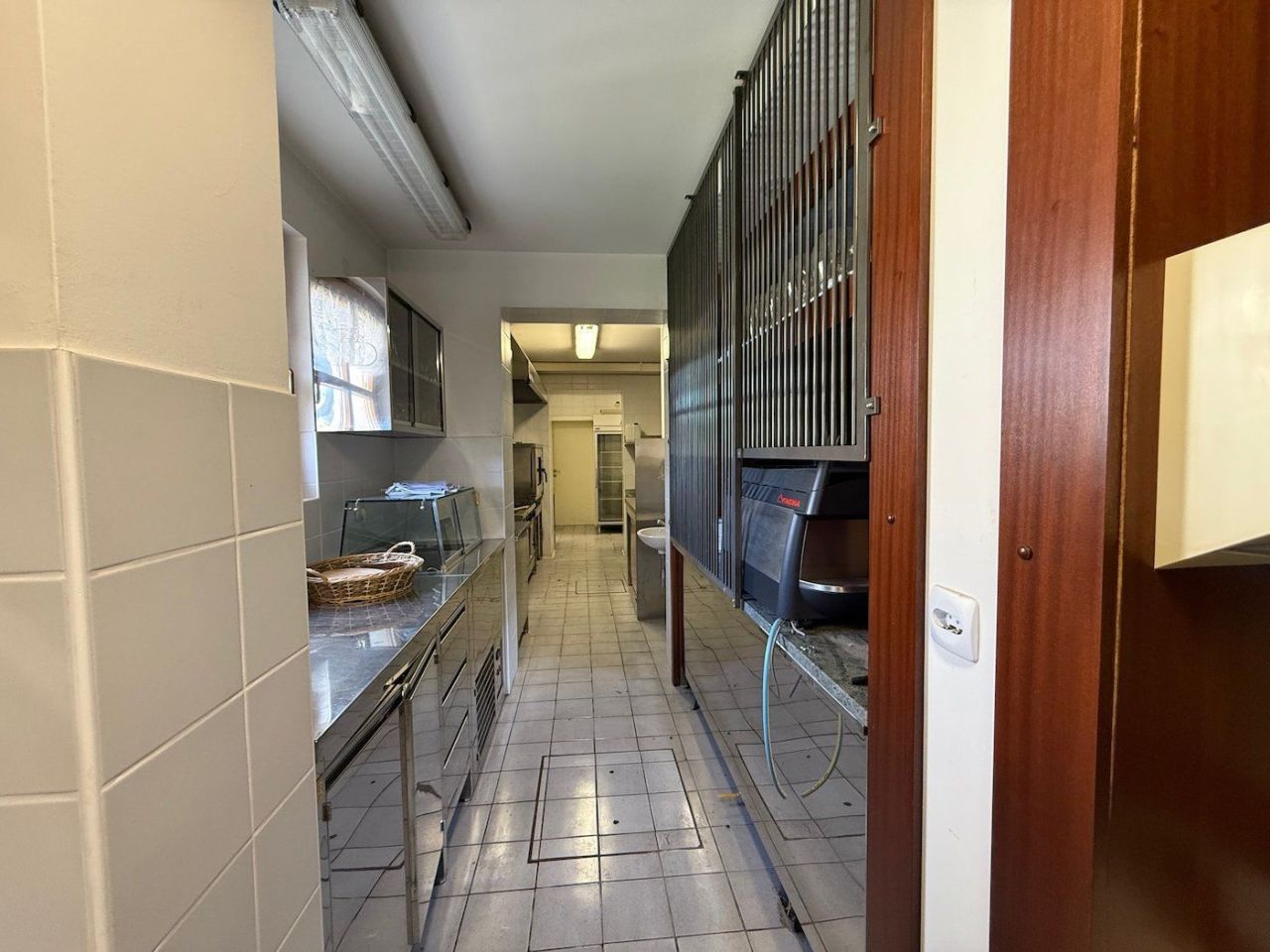 Коммерческая недвижимость в Любляне, Словения, 800 м² - фото 17