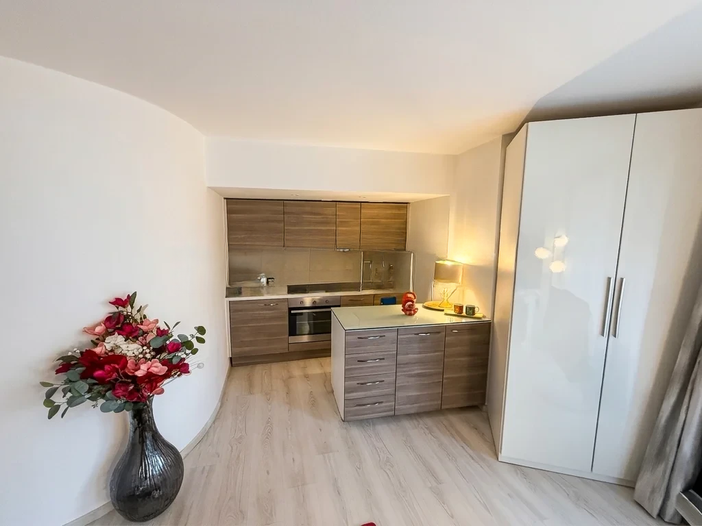 Квартира в Монако, Монако, 40 м² - фото 2