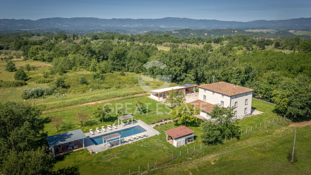 Дом в Террануова-Браччолини, Италия, 300 м² - фото 3