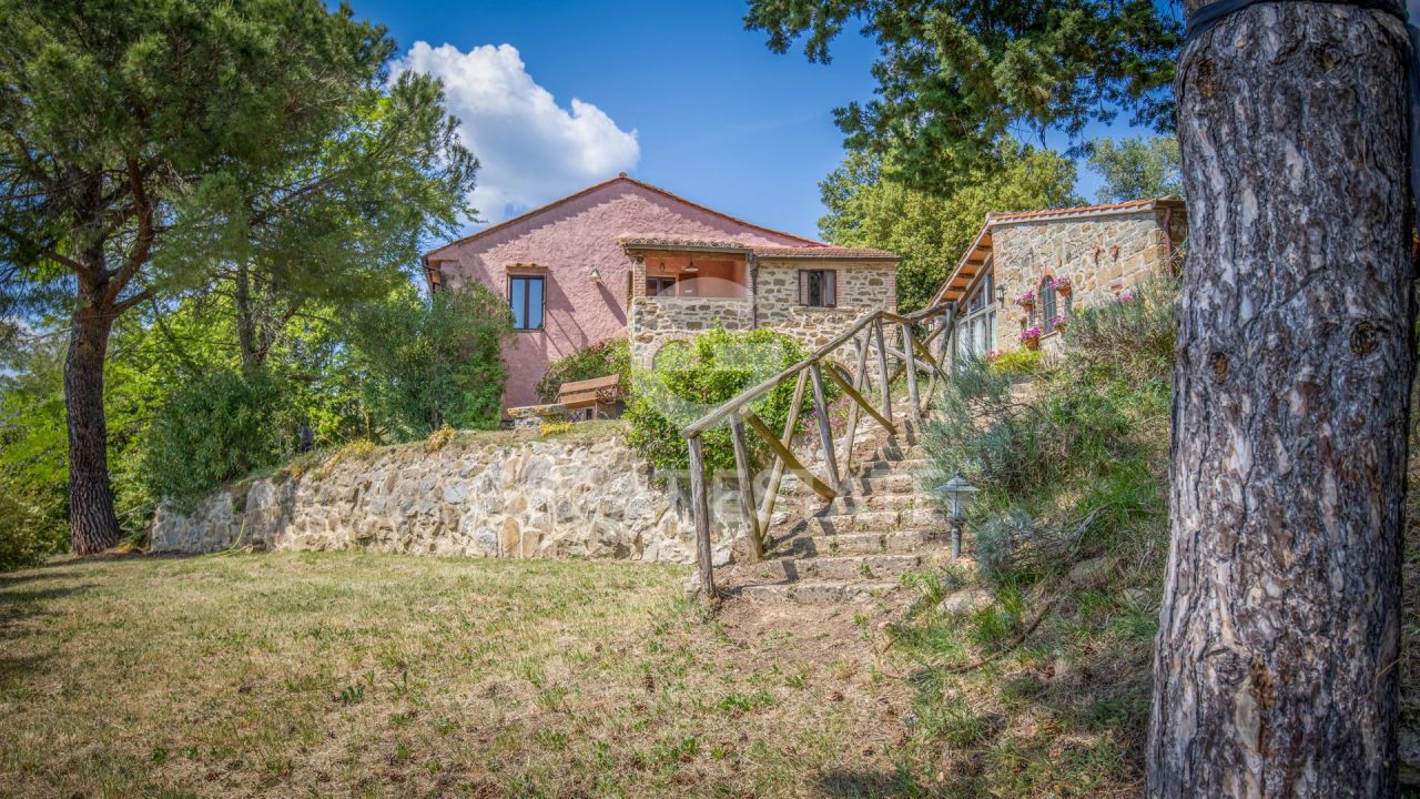 Дом в Туоро-суль-Тразимено, Италия, 366.55 м² - фото 5