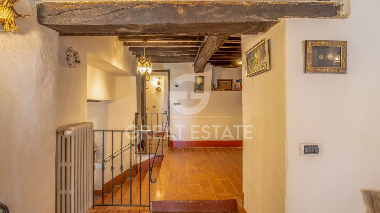 Дом в Туоро-суль-Тразимено, Италия, 366.55 м² - фото 11