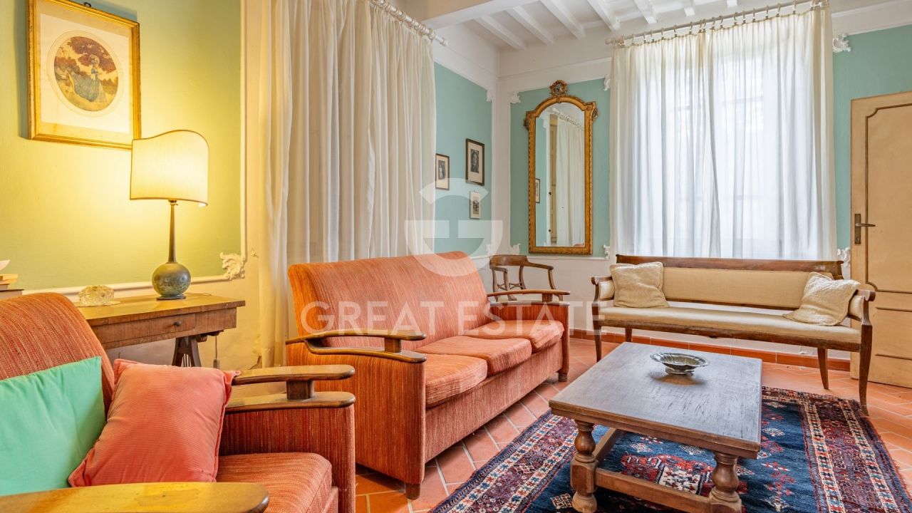 Дом в Ареццо, Италия, 1 500 м² - фото 12