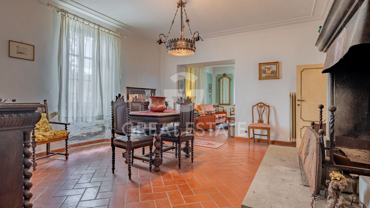 Дом в Ареццо, Италия, 1 500 м² - фото 13