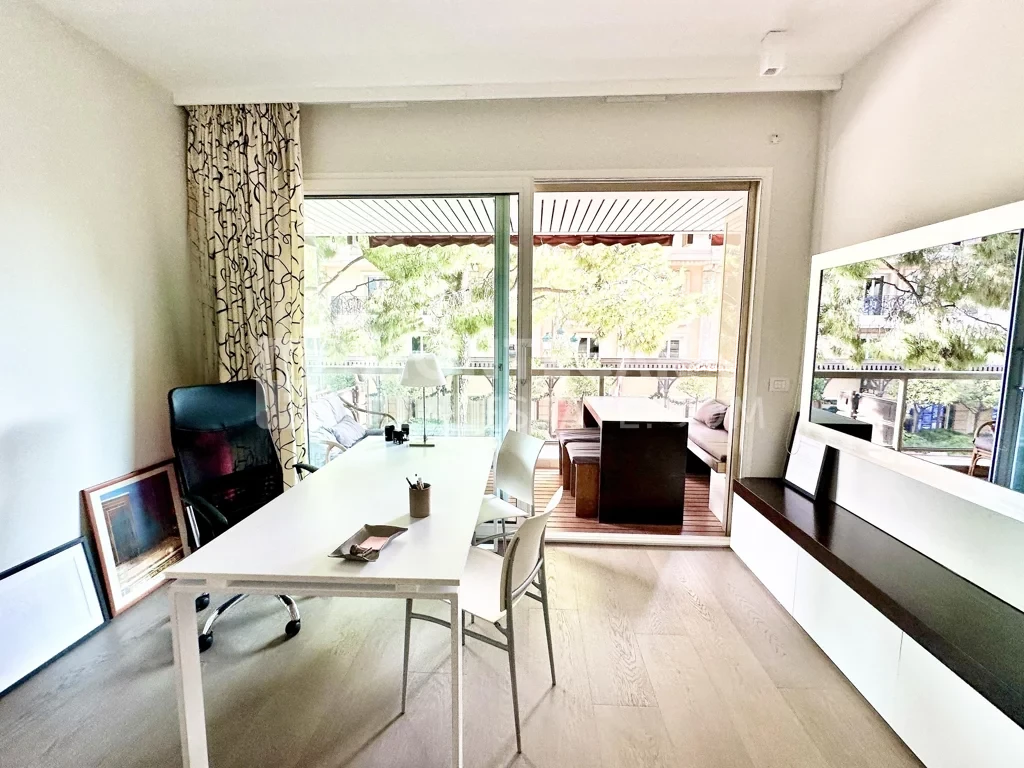 Квартира в Монако, Монако, 40 м² - фото 2