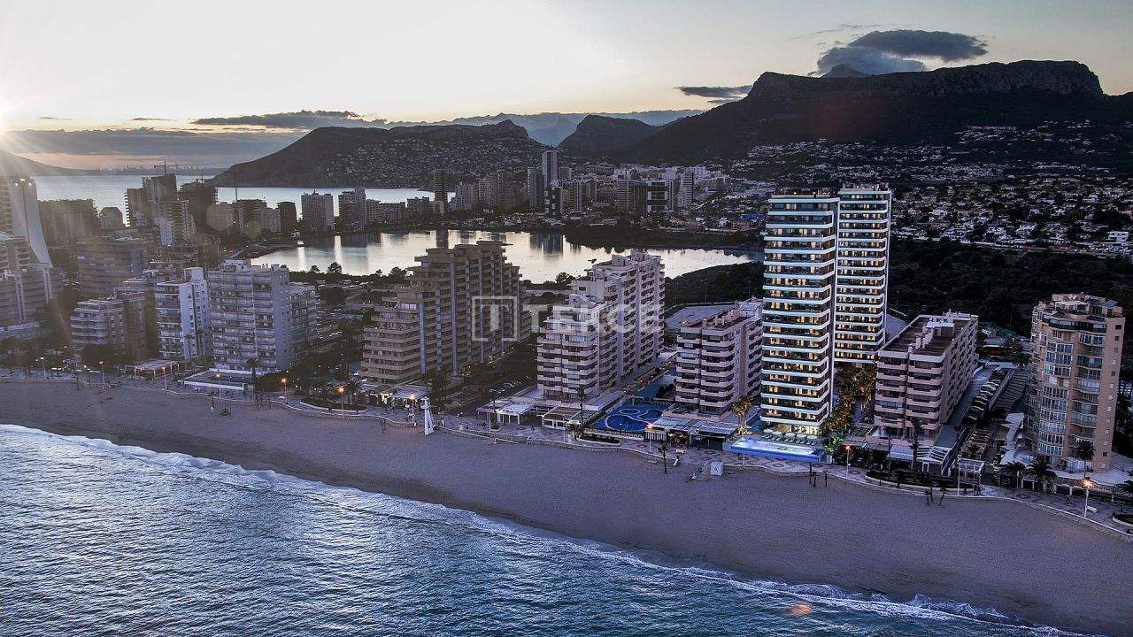 Апартаменты в Кальпе, Испания, 82 м² - фото 1