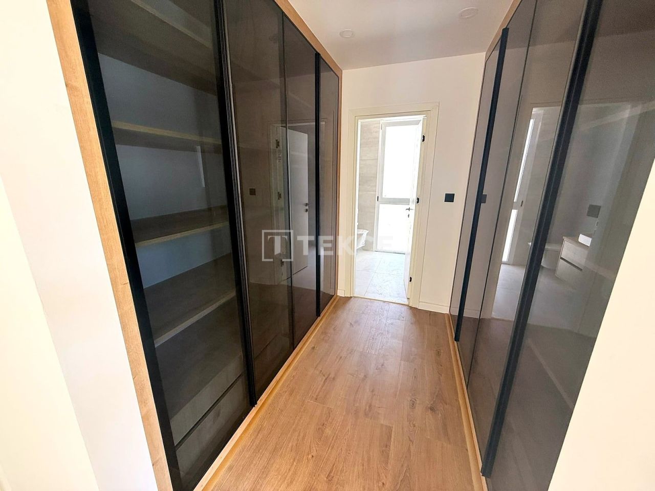 Вилла в Кирении, Кипр, 595 м² - фото 17