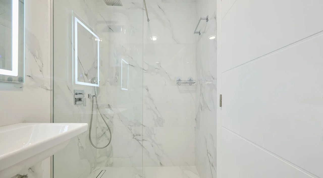 Квартира в Доброте, Черногория, 50 м² - фото 15