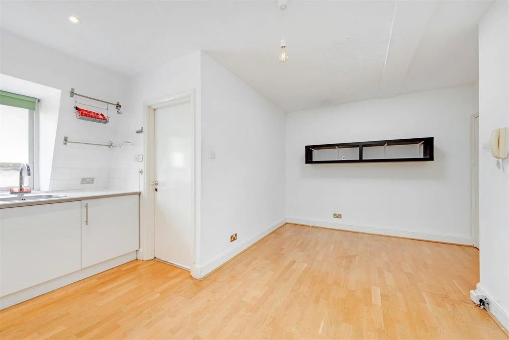 Квартира в Лондоне, Великобритания, 34 м² - фото 1