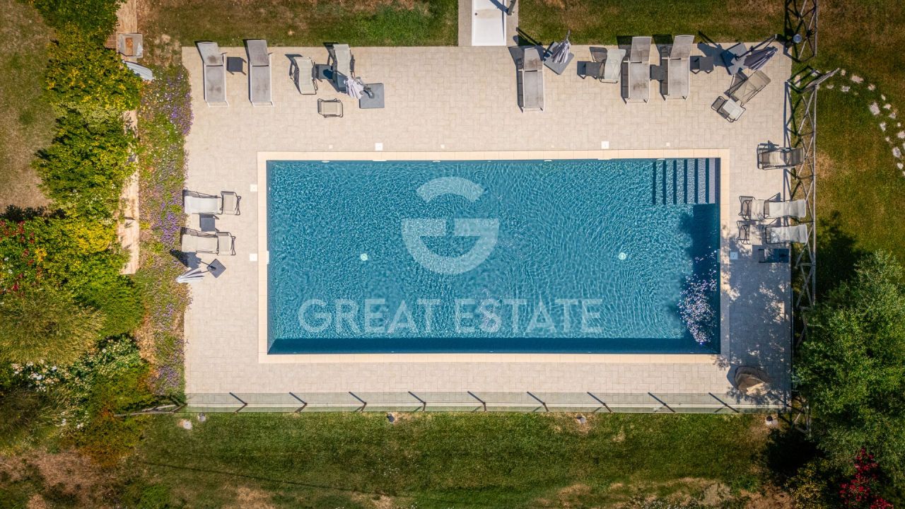 Дом в Фермо, Италия, 600 м² - фото 2