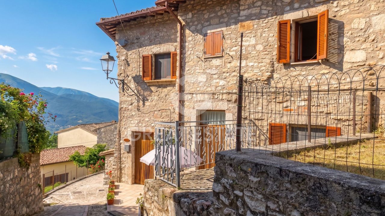 Апартаменты Vallo di Nera, Италия, 90 м² - фото 3