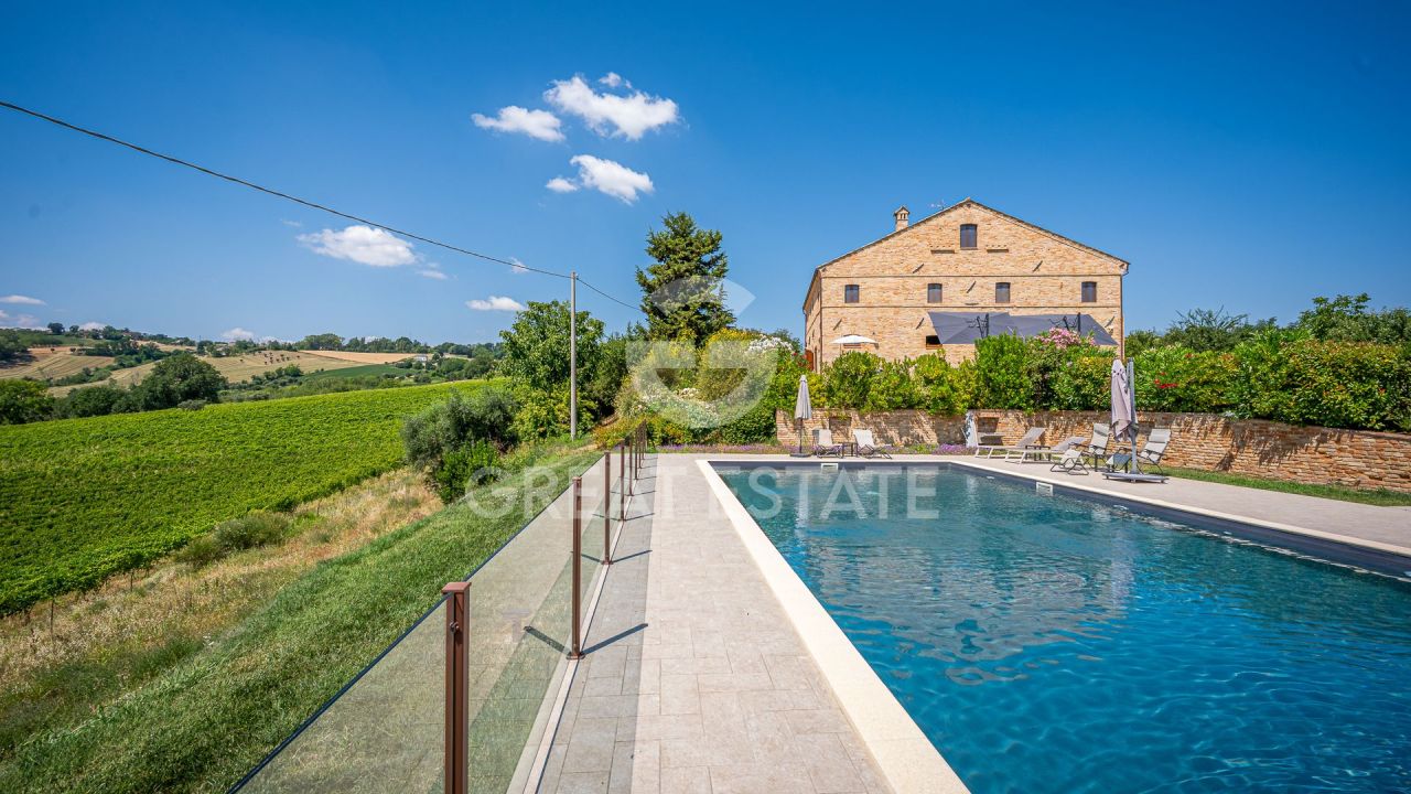 Дом в Фермо, Италия, 600 м² - фото 5