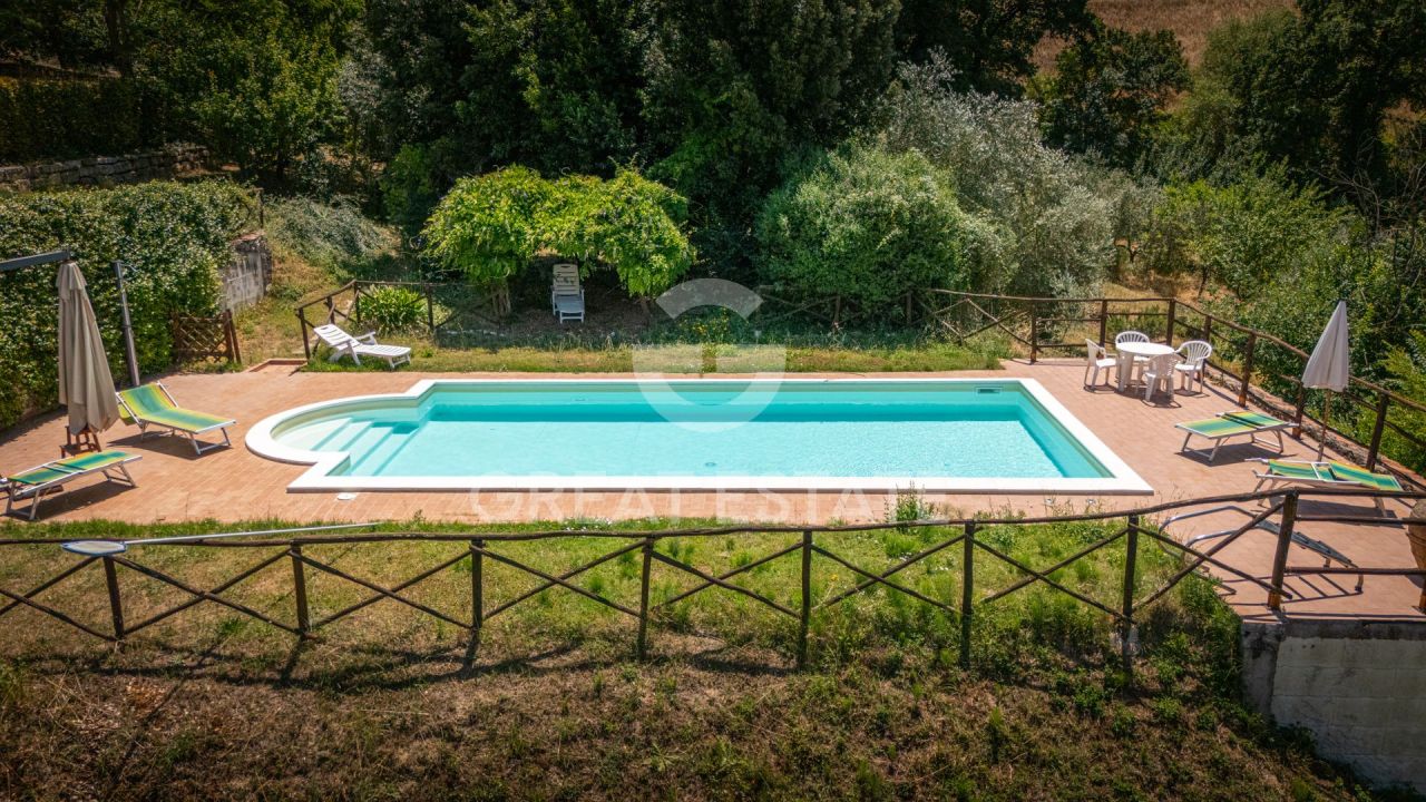 Дом в Тоди, Италия, 373.95 м² - фото 8