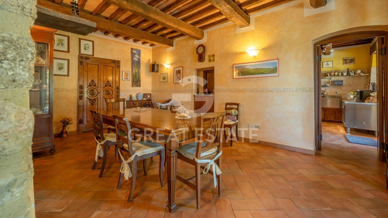 Дом в Тоди, Италия, 373.95 м² - фото 10