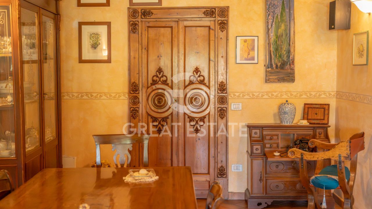 Дом в Тоди, Италия, 373.95 м² - фото 16