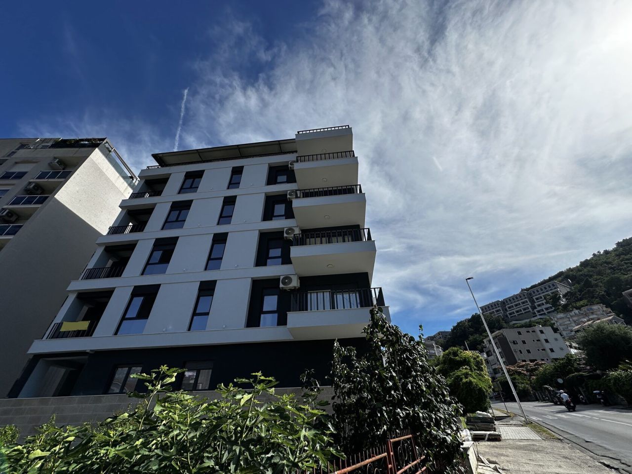 Квартира в Будве, Черногория, 65 м² - фото 2