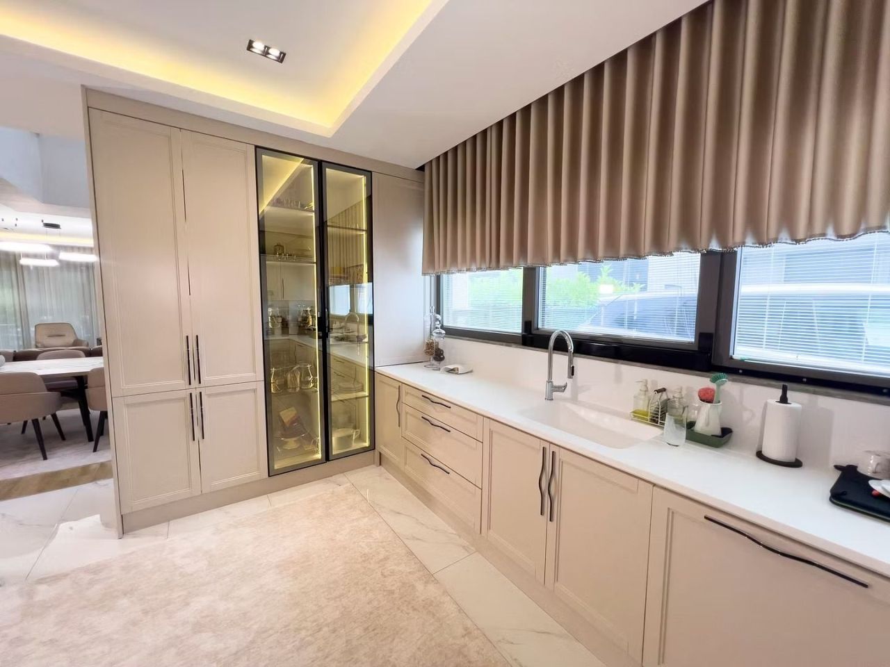 Вилла в Анталии, Турция, 300 м² - фото 8