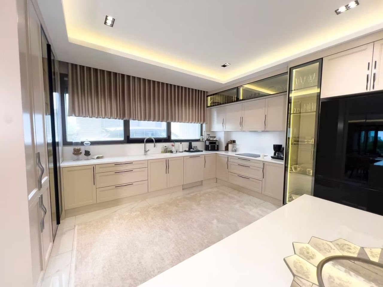 Вилла в Анталии, Турция, 300 м² - фото 9