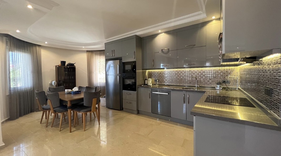 Вилла в Алании, Турция, 250 м² - фото 16