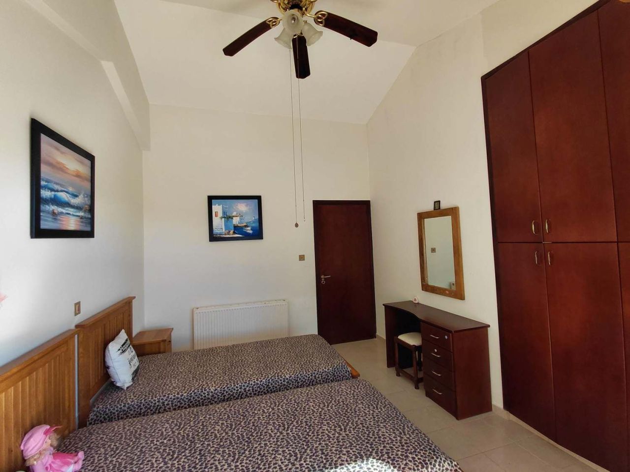 Бунгало в Пафосе, Кипр, 160 м² - фото 14