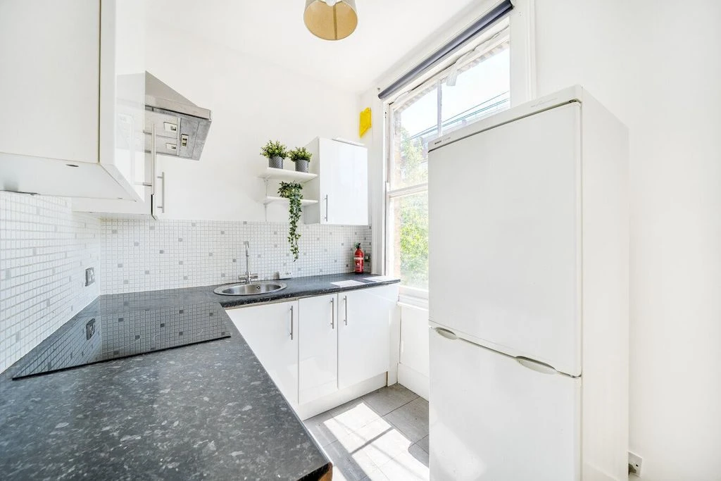 Квартира в Лондоне, Великобритания, 38 м² - фото 1
