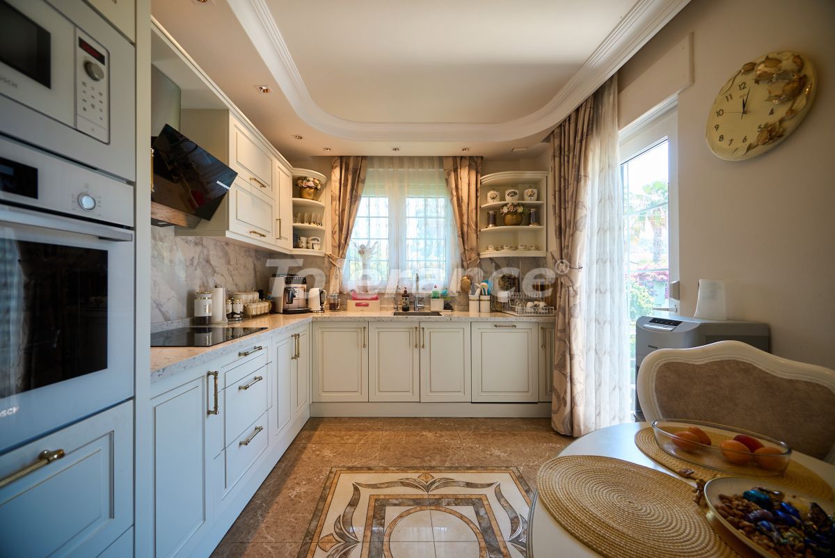 Вилла в Кемере, Турция, 328 м² - фото 7