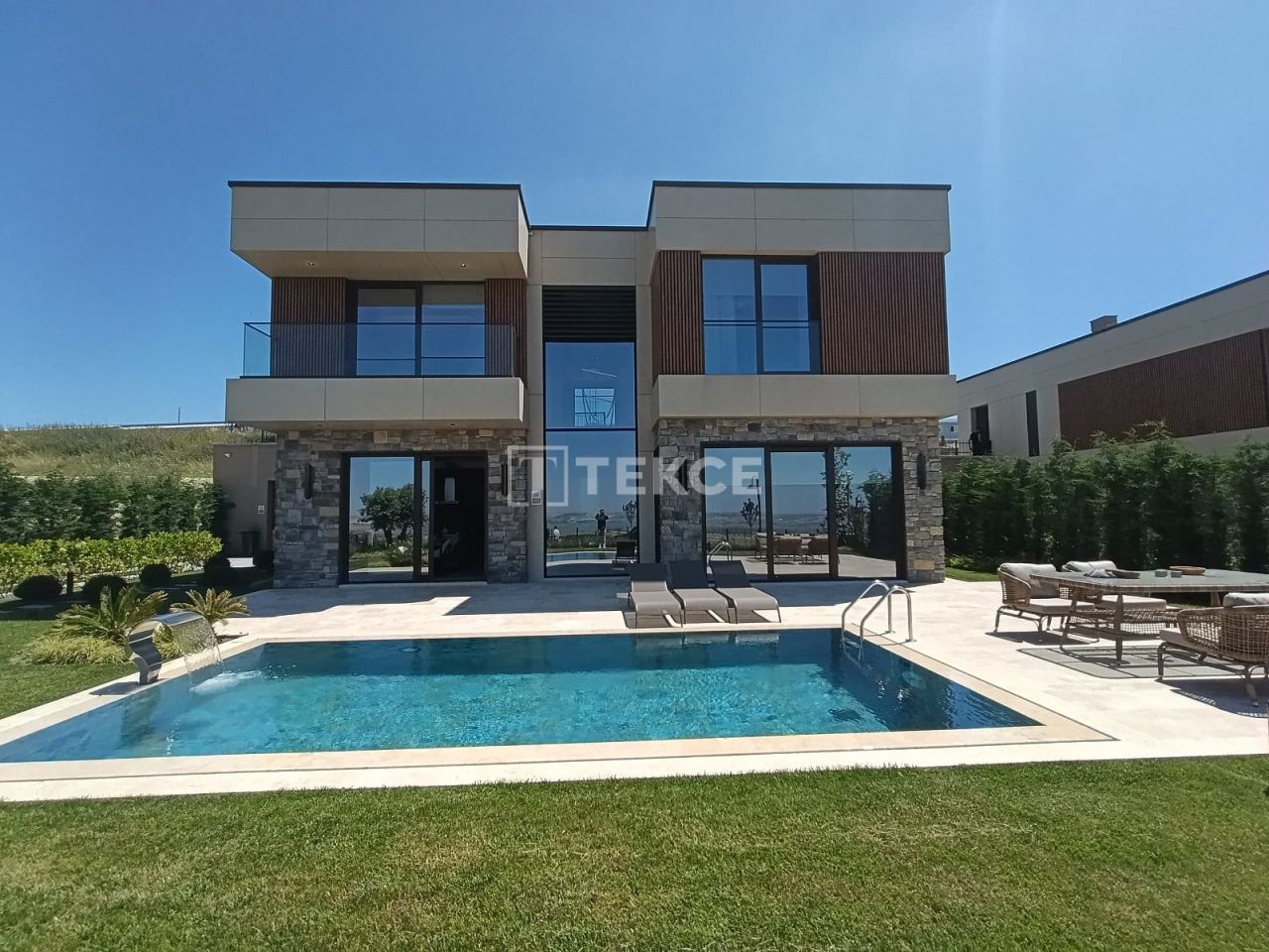 Вилла в Стамбуле, Турция, 375 м² - фото 1