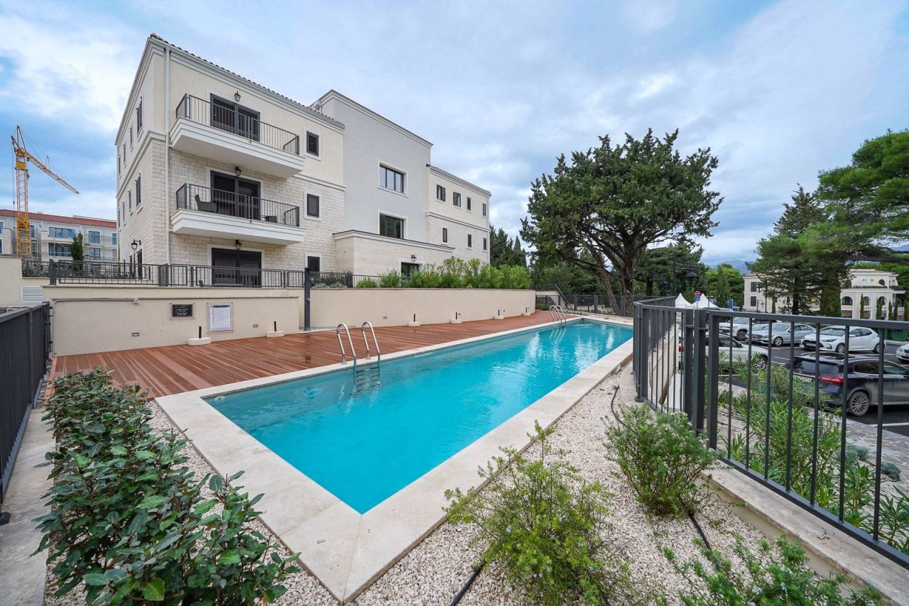 Квартира на полуострове Луштица, Черногория, 65 м² - фото 2