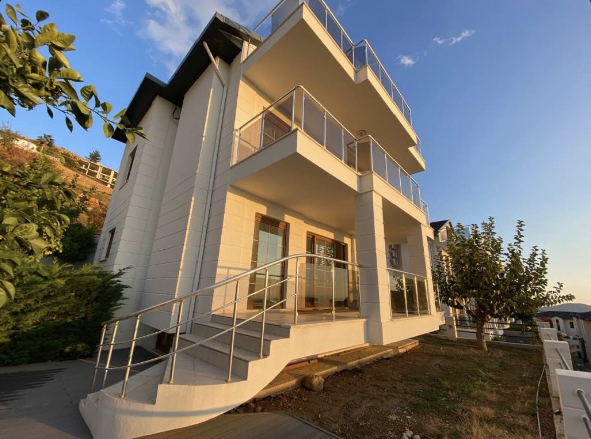 Вилла в Алании, Турция, 300 м² - фото 2