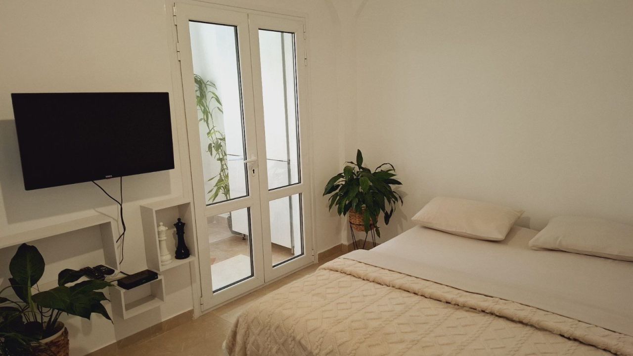 Квартира в Будве, Черногория, 75 м² - фото 8