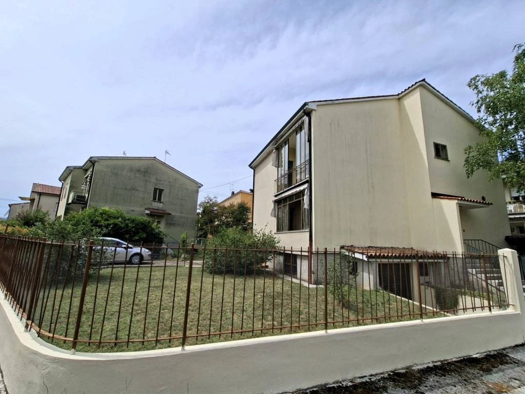 Квартира в Гориции, Италия, 90 м² - фото 2