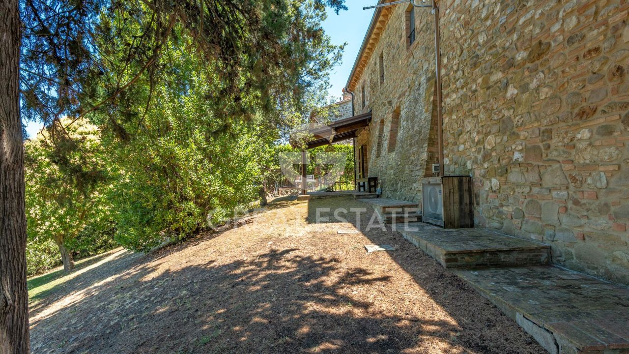 Дом в Кьянни, Италия, 320.25 м² - фото 7