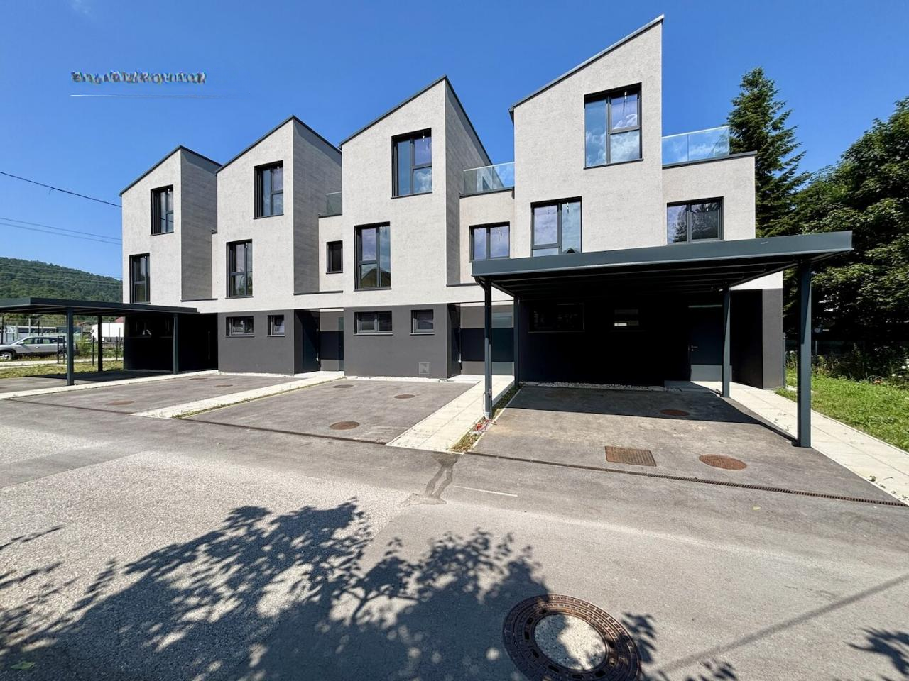 Дом в Любляне, Словения, 194 м² - фото 1