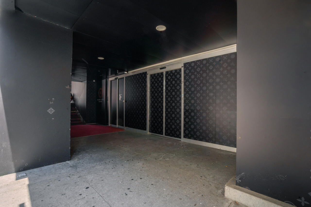 Офис в Любляне, Словения, 437 м² - фото 2
