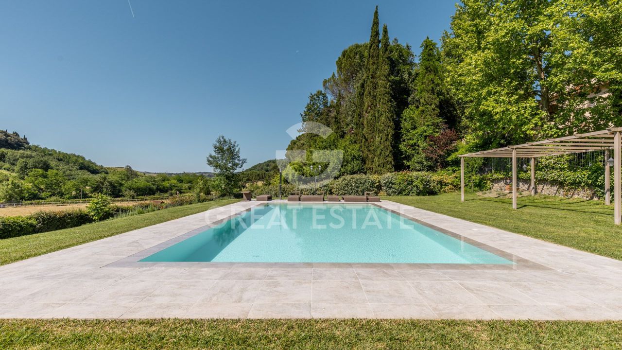 Дом Laterina Pergine Valdarno, Италия, 612.7 м² - фото 4