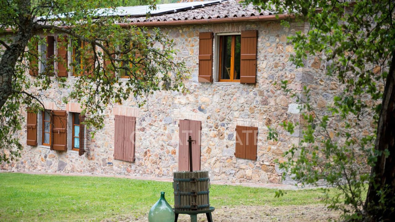 Дом Monticiano, Италия, 313.4 м² - фото 5