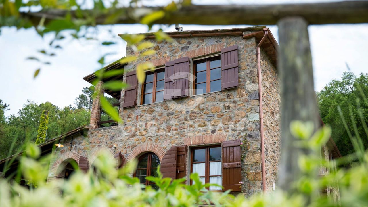 Дом Monticiano, Италия, 313.4 м² - фото 7