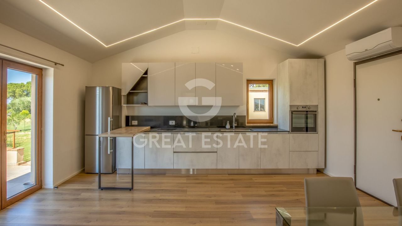 Дом в Кастильоне-дель-Лаго, Италия, 175.3 м² - фото 9