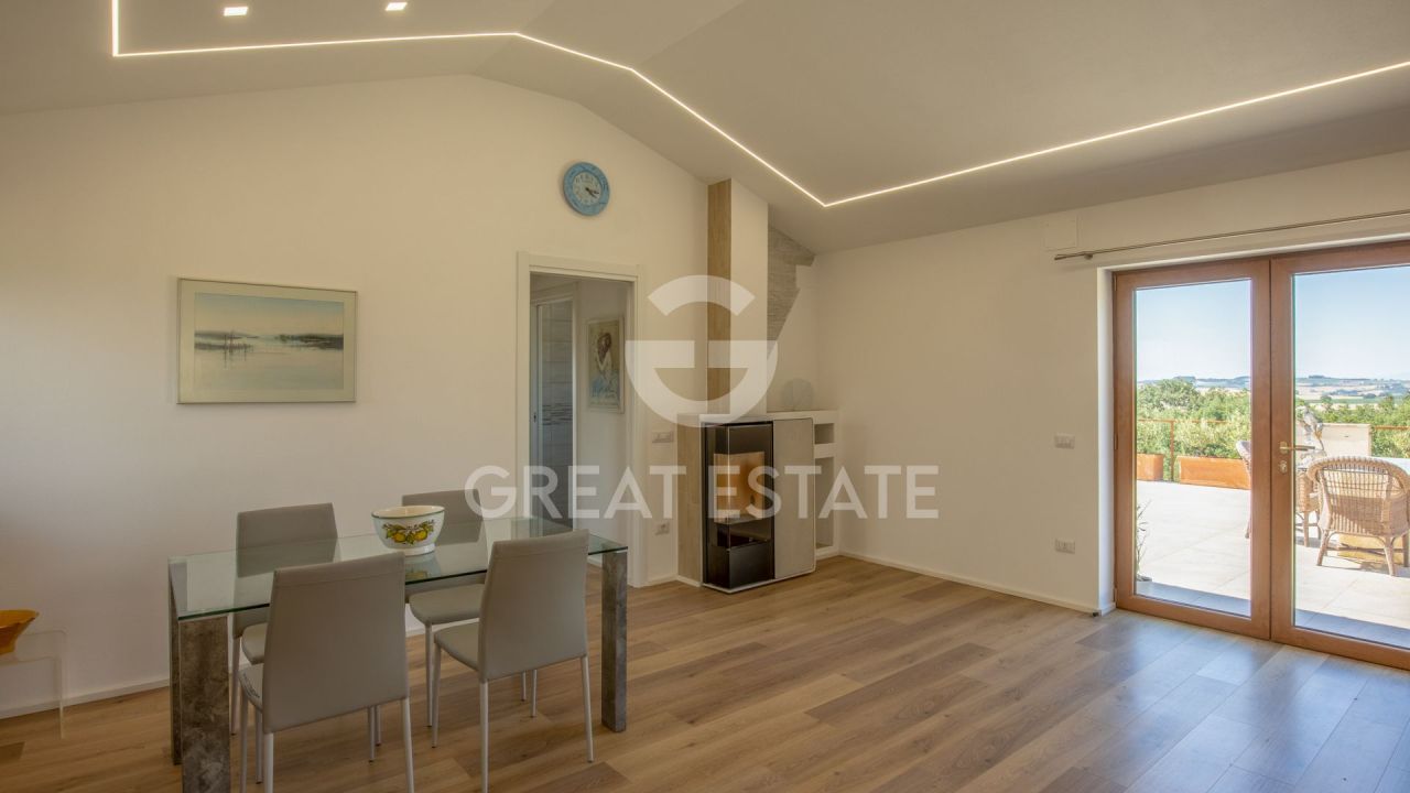 Дом в Кастильоне-дель-Лаго, Италия, 175.3 м² - фото 10