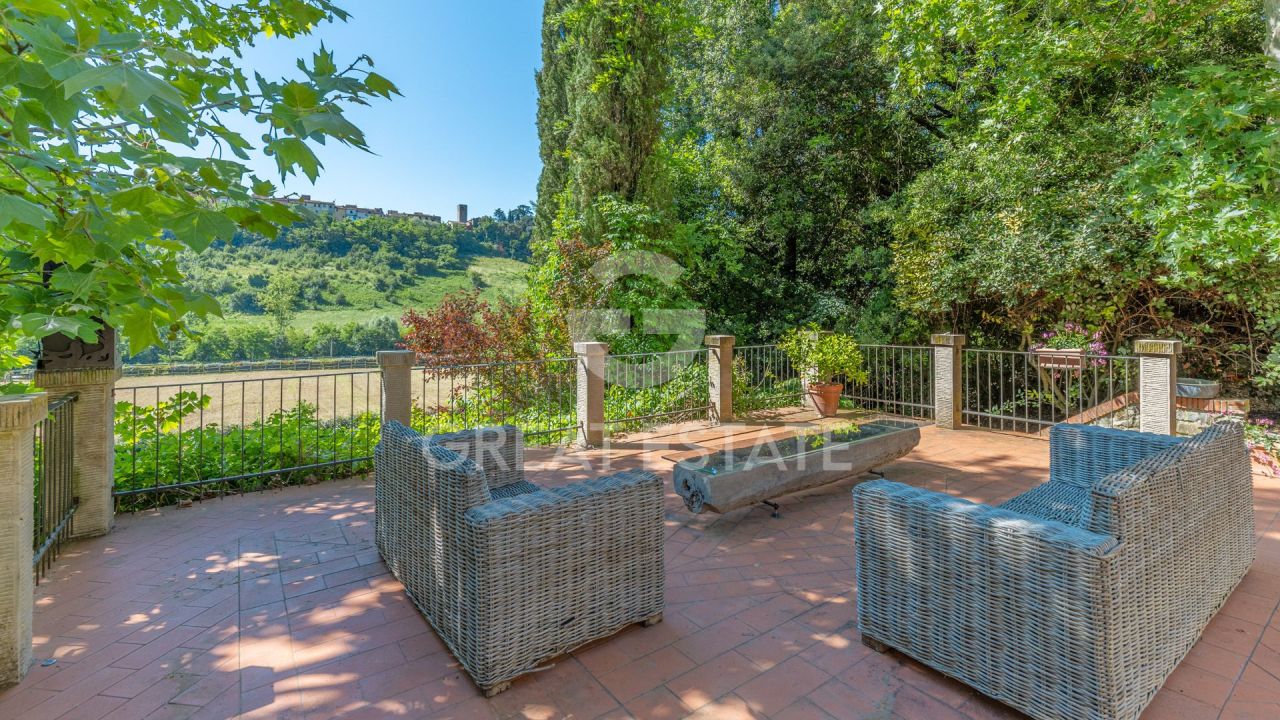 Дом Laterina Pergine Valdarno, Италия, 612.7 м² - фото 10
