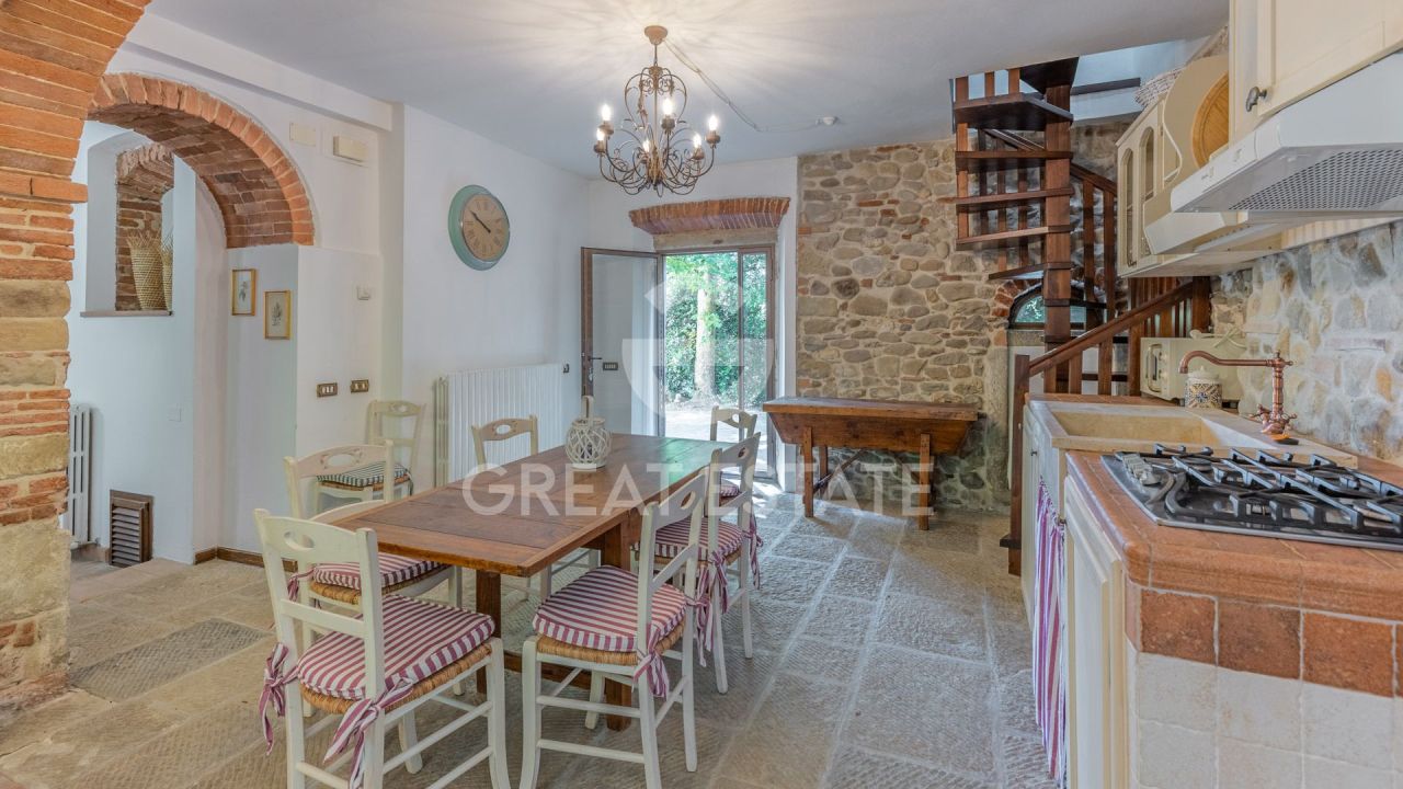 Дом Laterina Pergine Valdarno, Италия, 612.7 м² - фото 11
