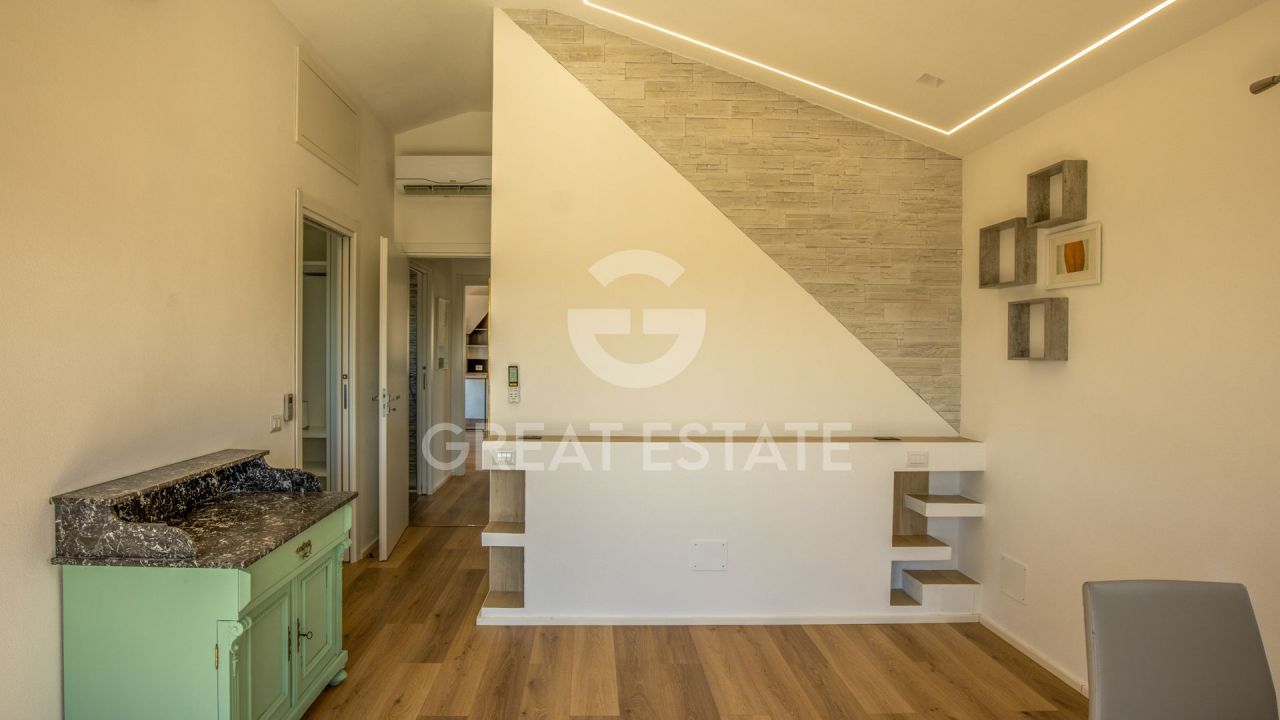 Дом в Кастильоне-дель-Лаго, Италия, 175.3 м² - фото 12
