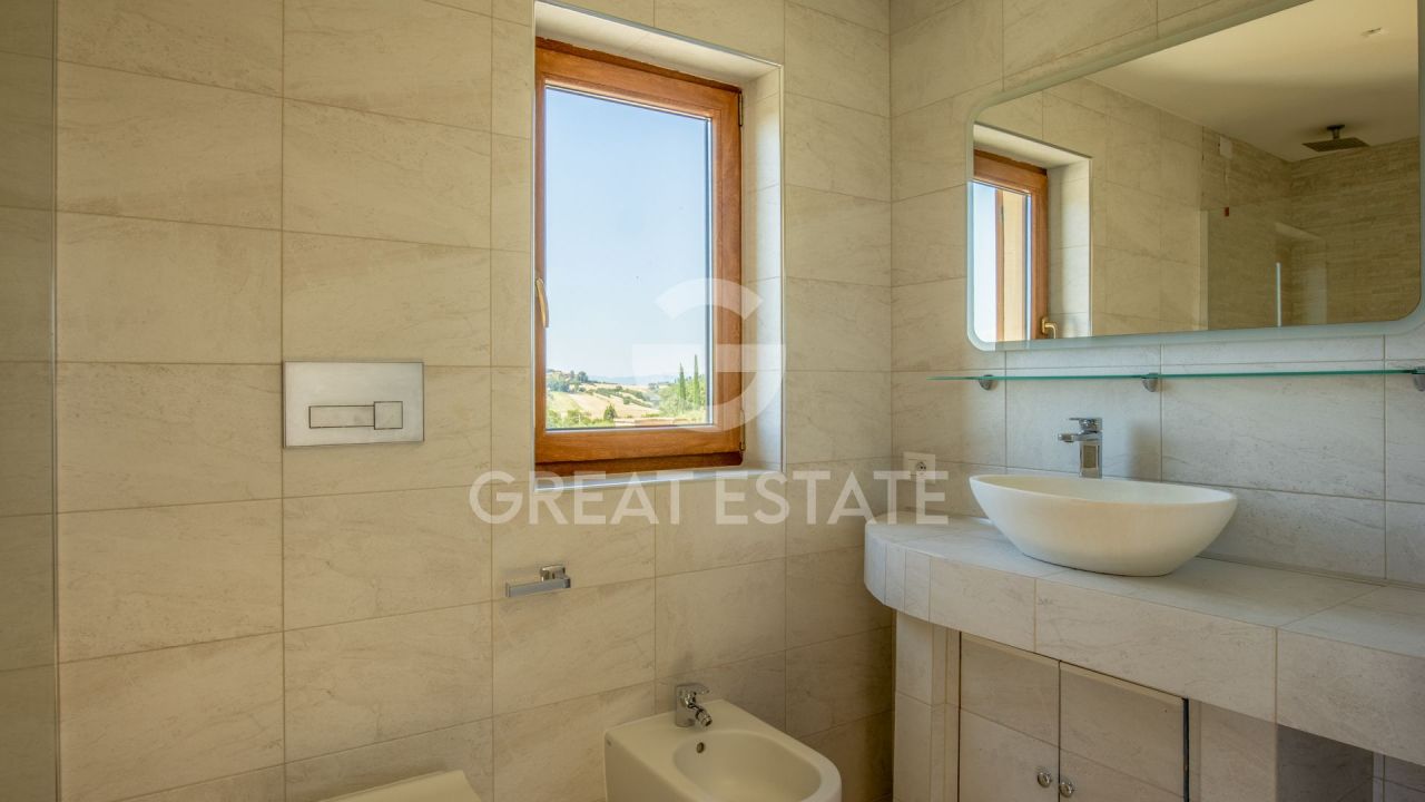 Дом в Кастильоне-дель-Лаго, Италия, 175.3 м² - фото 13