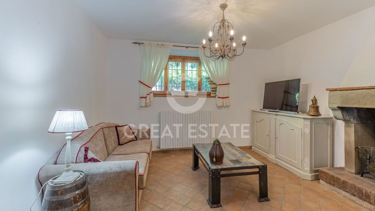 Дом Laterina Pergine Valdarno, Италия, 612.7 м² - фото 14