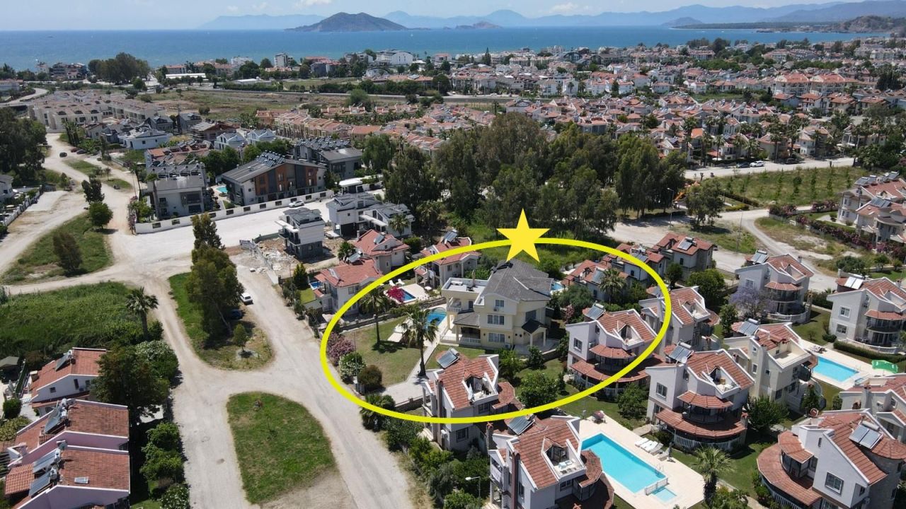 Вилла в Фетхие, Турция, 255 м² - фото 1