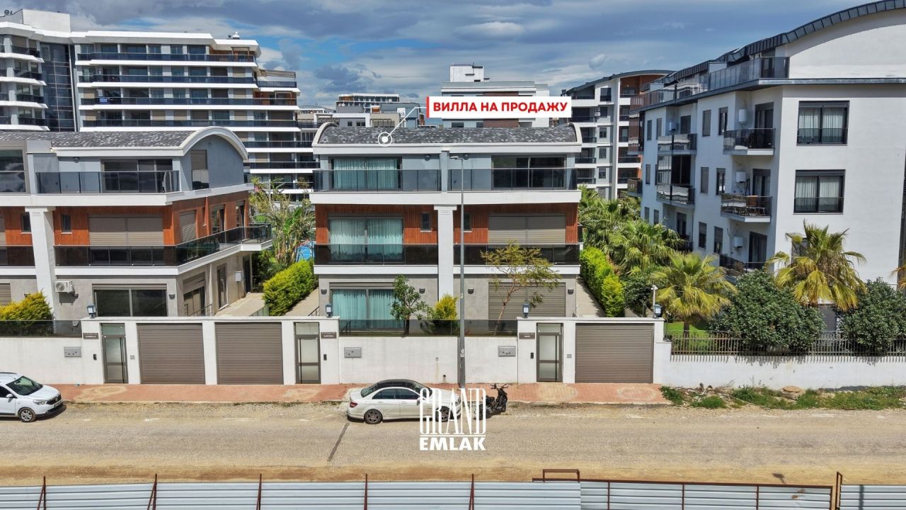 Вилла в Анталии, Турция, 200 м² - фото 1