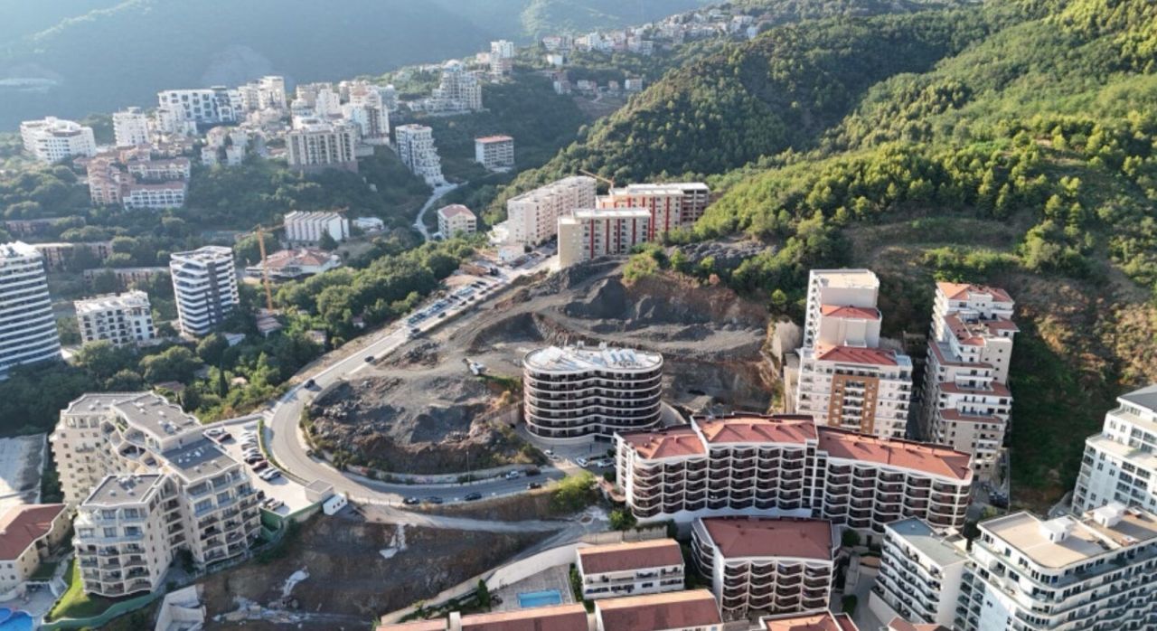 Квартира в Бечичи, Черногория, 57.5 м² - фото 17