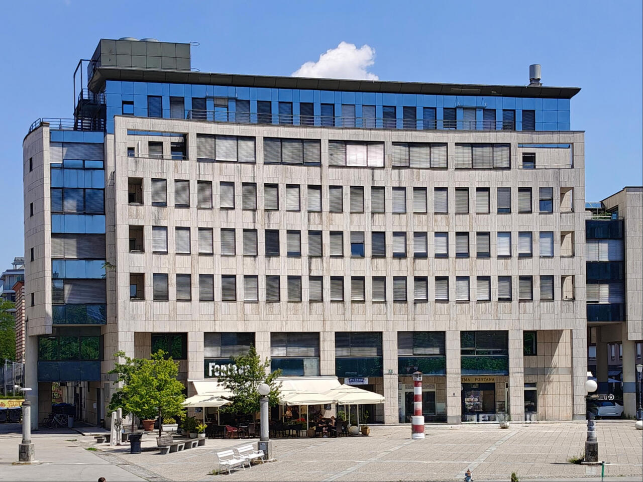 Офис в Любляне, Словения, 46 м² - фото 1