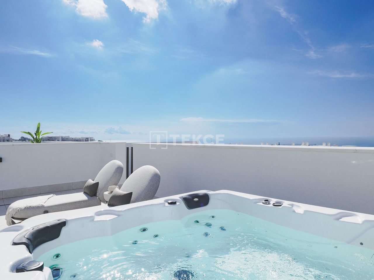 Апартаменты в Фуэнхироле, Испания, 8 м² - фото 8