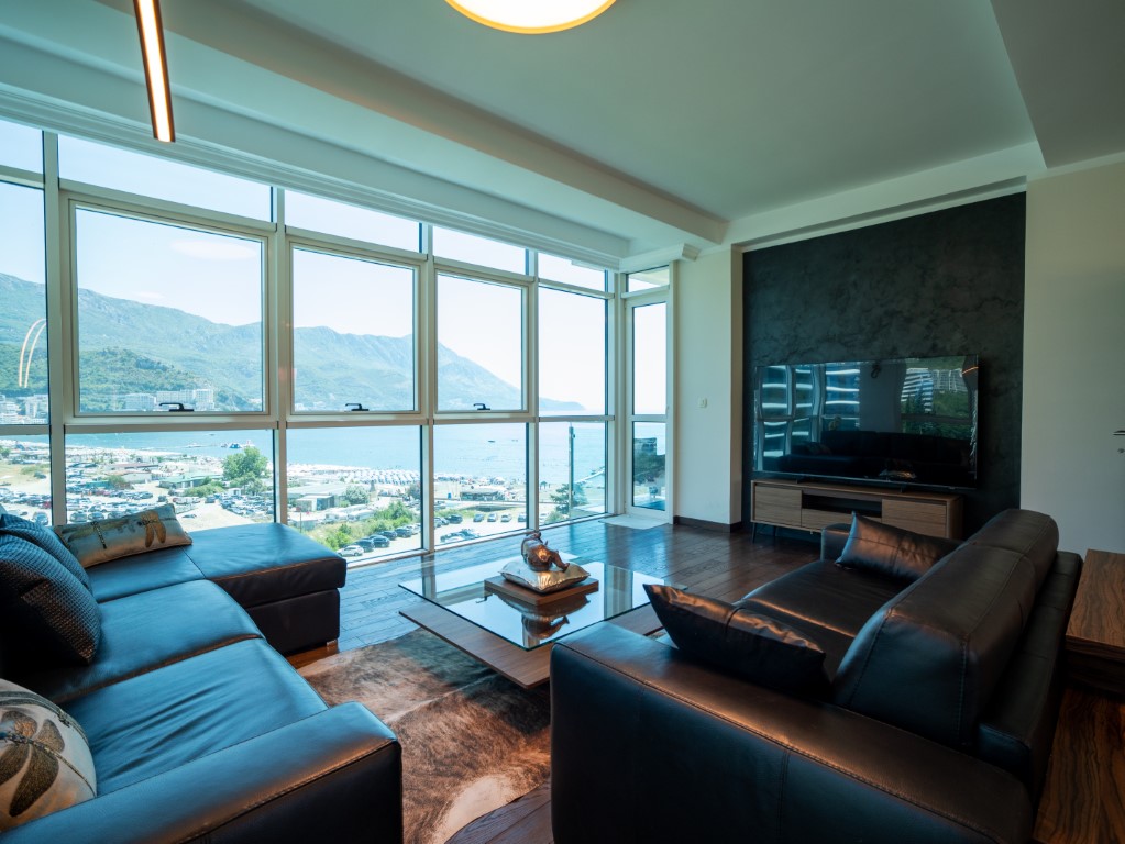 Apartment 89m², First Line, Bečići — 50m to the Sea 2