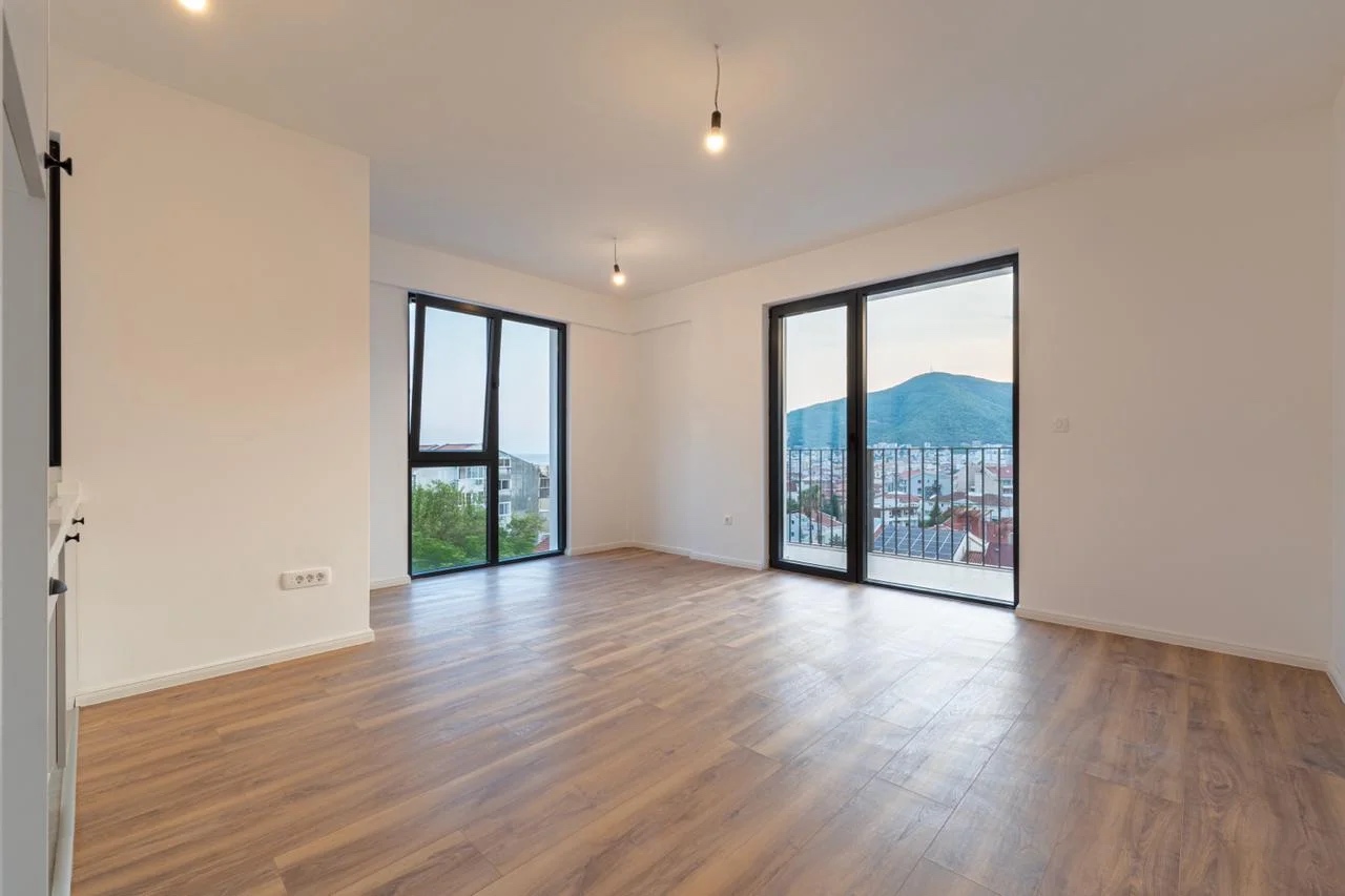 Квартиры в новом комплексе с бассейном, от 47 м² — Подкошлюн, Будва 9